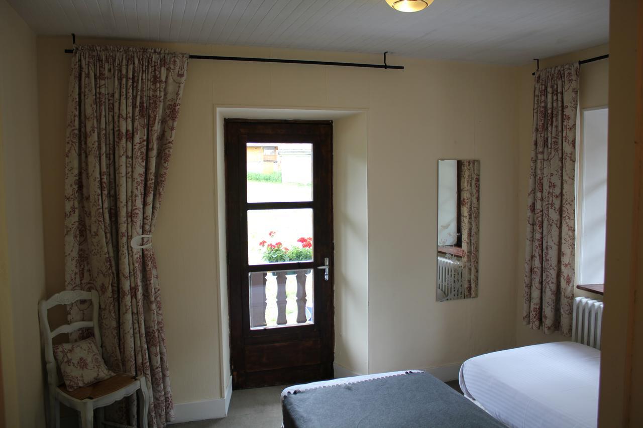 Chalet Les Melezes Bed & Breakfast Tignes Exterior photo